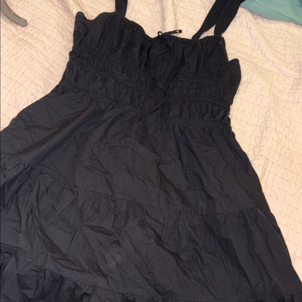 Black Sleeveless Dress